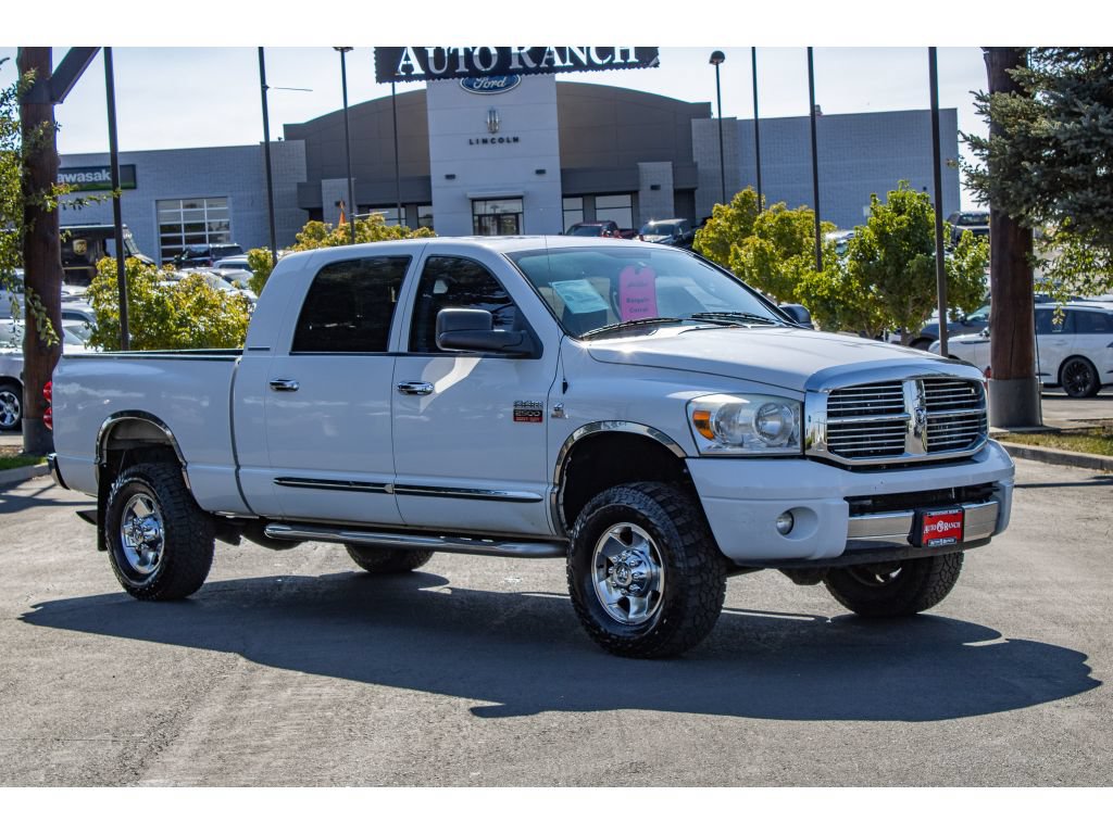 Used 2007 Dodge Ram 2500 Truck Laramie w/ Protection Group AWD/4WD image 2