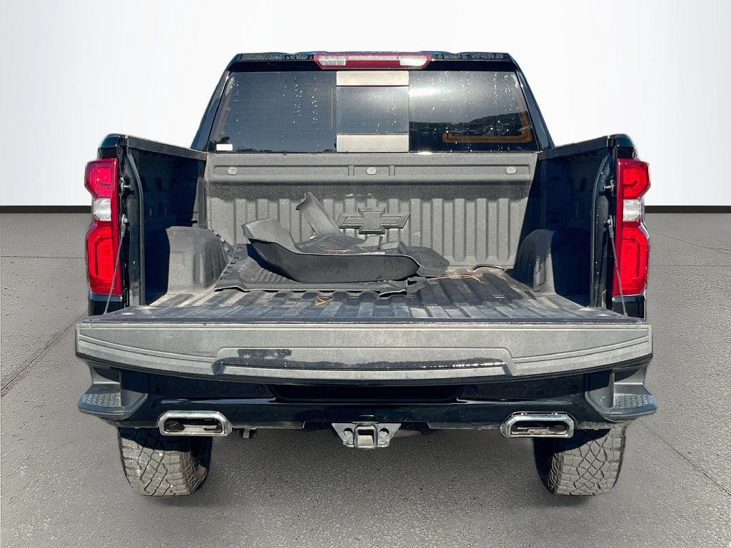 Used 2024 Chevrolet Silverado 1500 LT Trail Boss w/ LT Trail Boss Premium Package AWD/4WD image 26