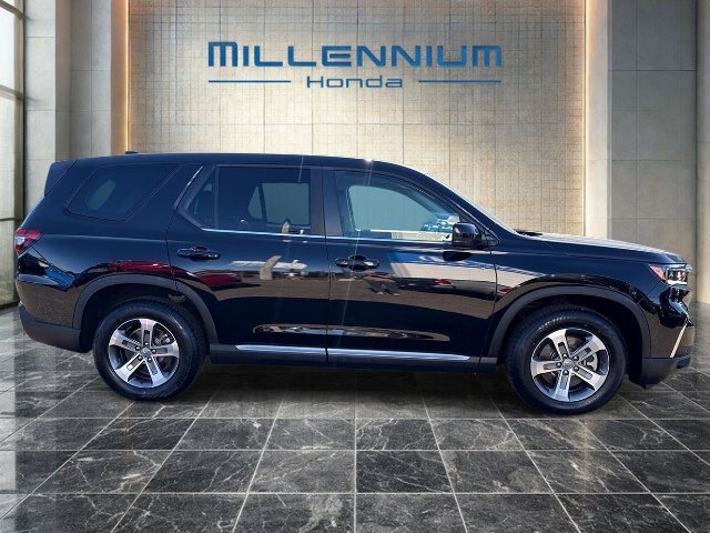 Certified 2023 Honda Pilot EX-L image 6