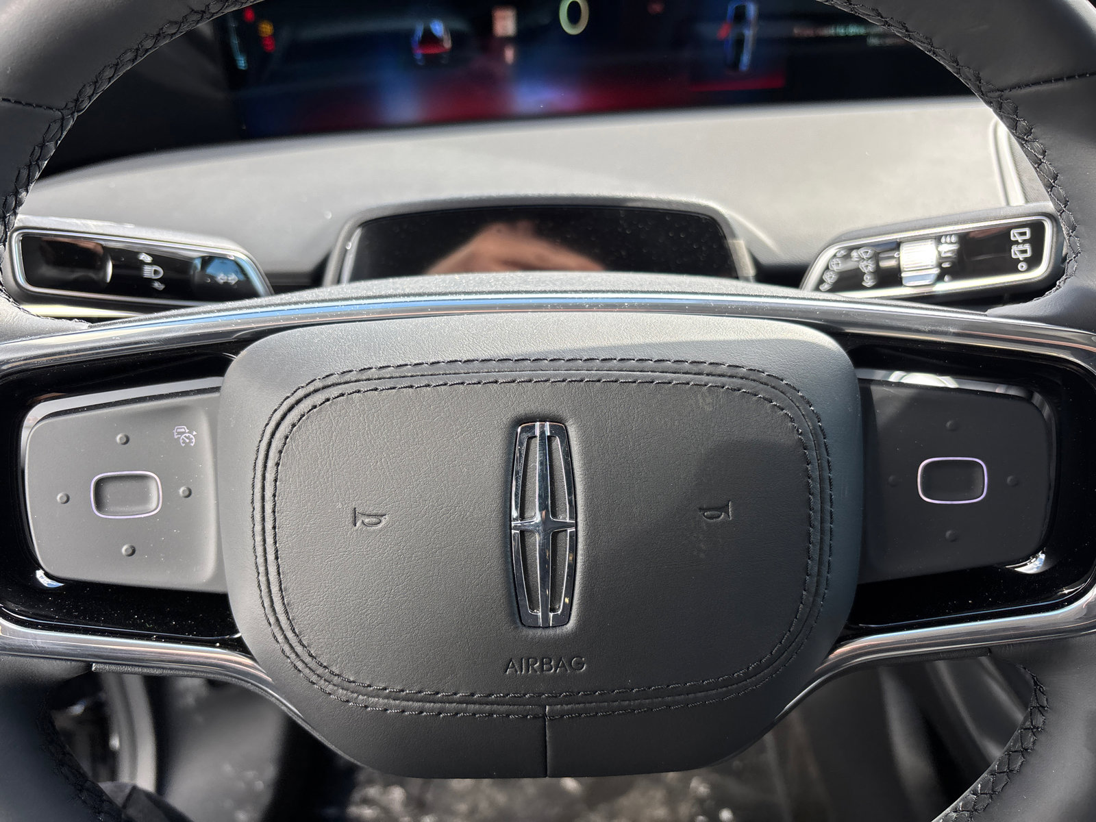 New 2026 Lincoln Nautilus Premier AWD/4WD image 16