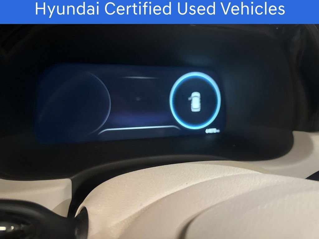 Used 2023 Hyundai Palisade Limited w/ Winter Package AWD/4WD image 7