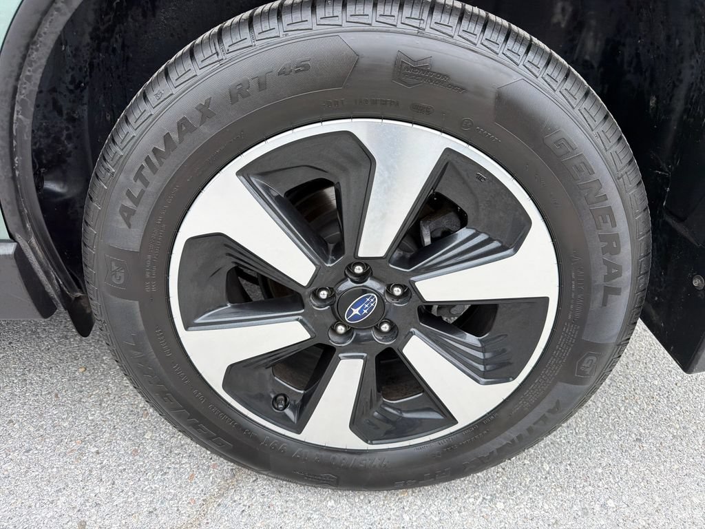 Used 2017 Subaru Forester 2.5i Limited w/ Popular Package #2 AWD/4WD image 12