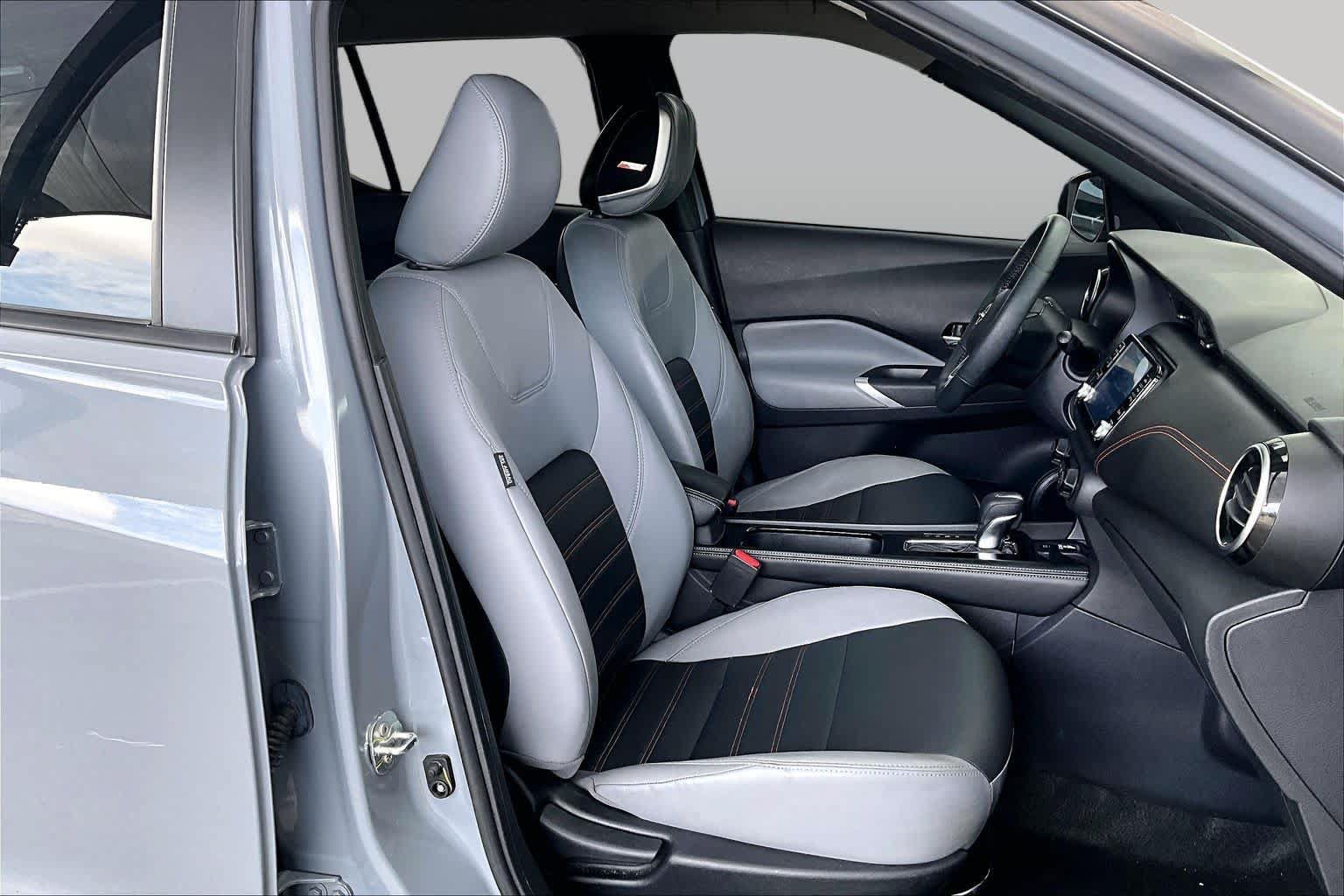 Certified 2024 Nissan Kicks SR w/ SR Premium Package FWD image 9