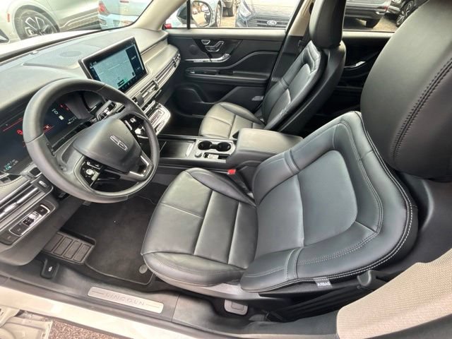 Used 2026 Lincoln Corsair Premiere AWD/4WD image 12