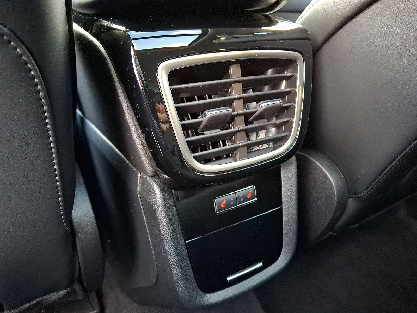 Certified 2023 Lincoln Nautilus Reserve AWD/4WD image 11