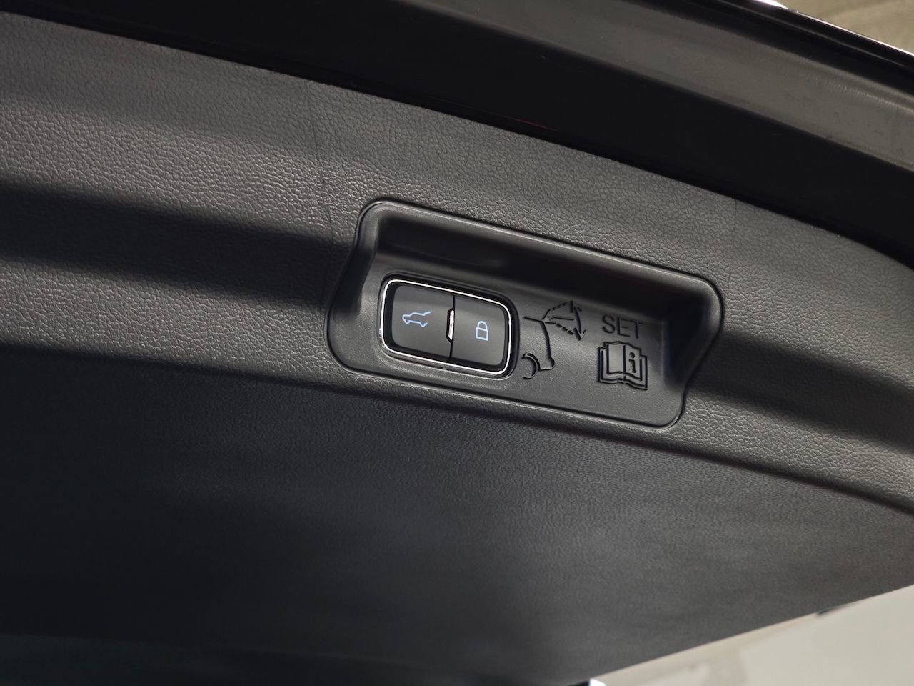 New 2026 Ford Explorer ST image 13