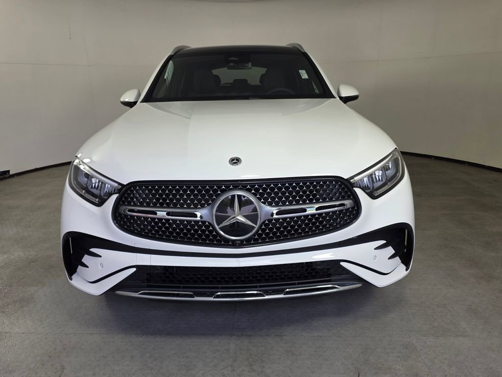 New 2026 Mercedes-Benz GLC 300 image 2
