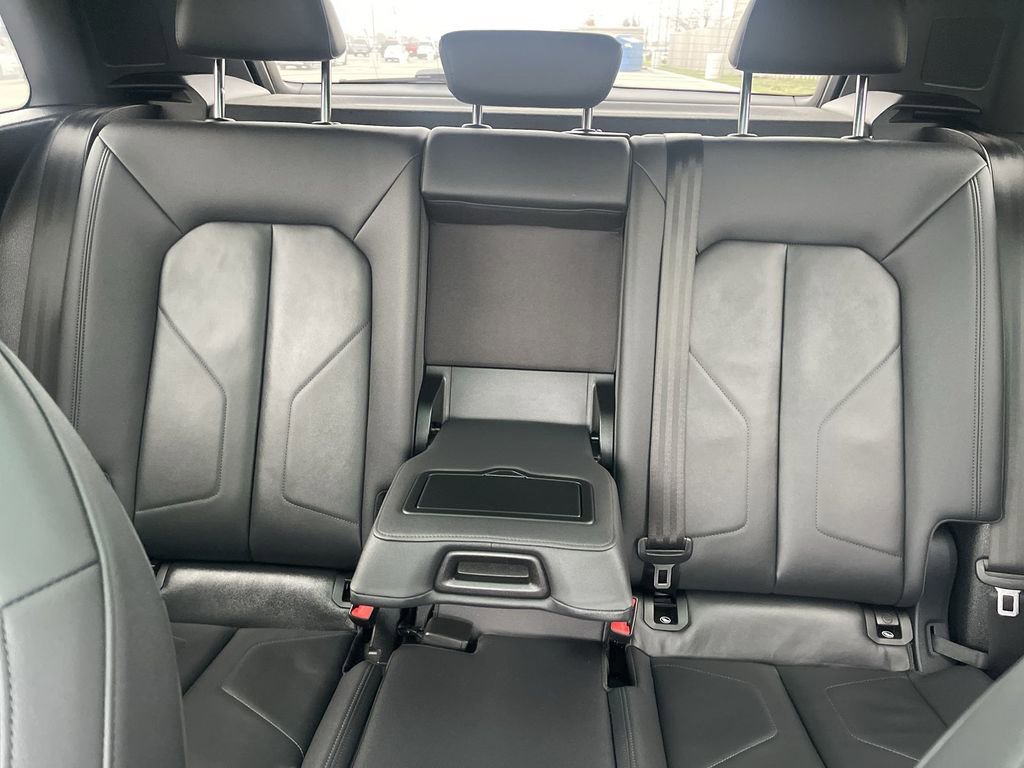 Used 2025 Audi Q3 2.0T Premium image 34