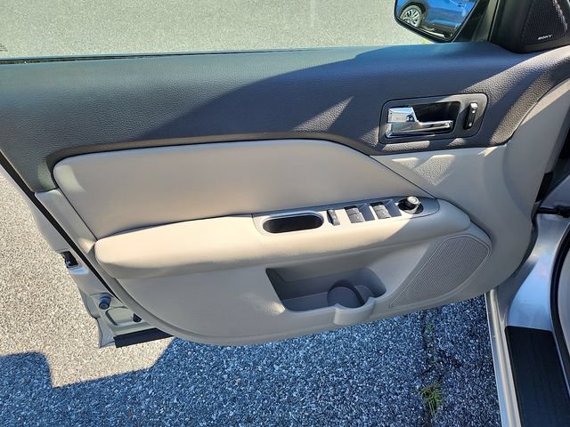 Used 2012 Ford Fusion SEL FWD image 12