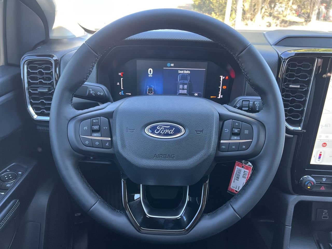 New 2025 Ford Ranger XLT w/ FX4 Off-Road Package image 10