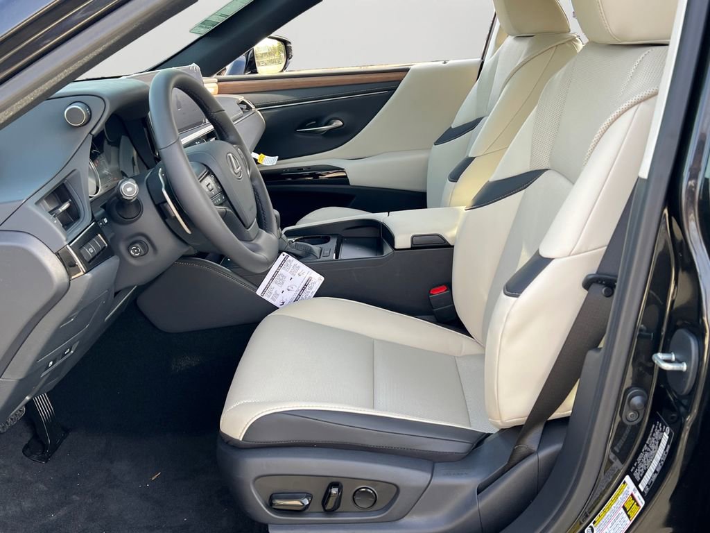 New 2025 Lexus ES 350 w/ Premium Package image 12