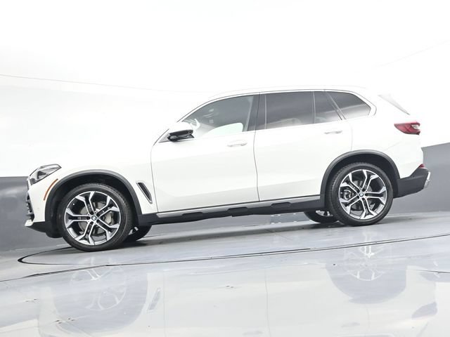 Used 2021 BMW X5 xDrive40i w/ Convenience Package AWD/4WD image 33