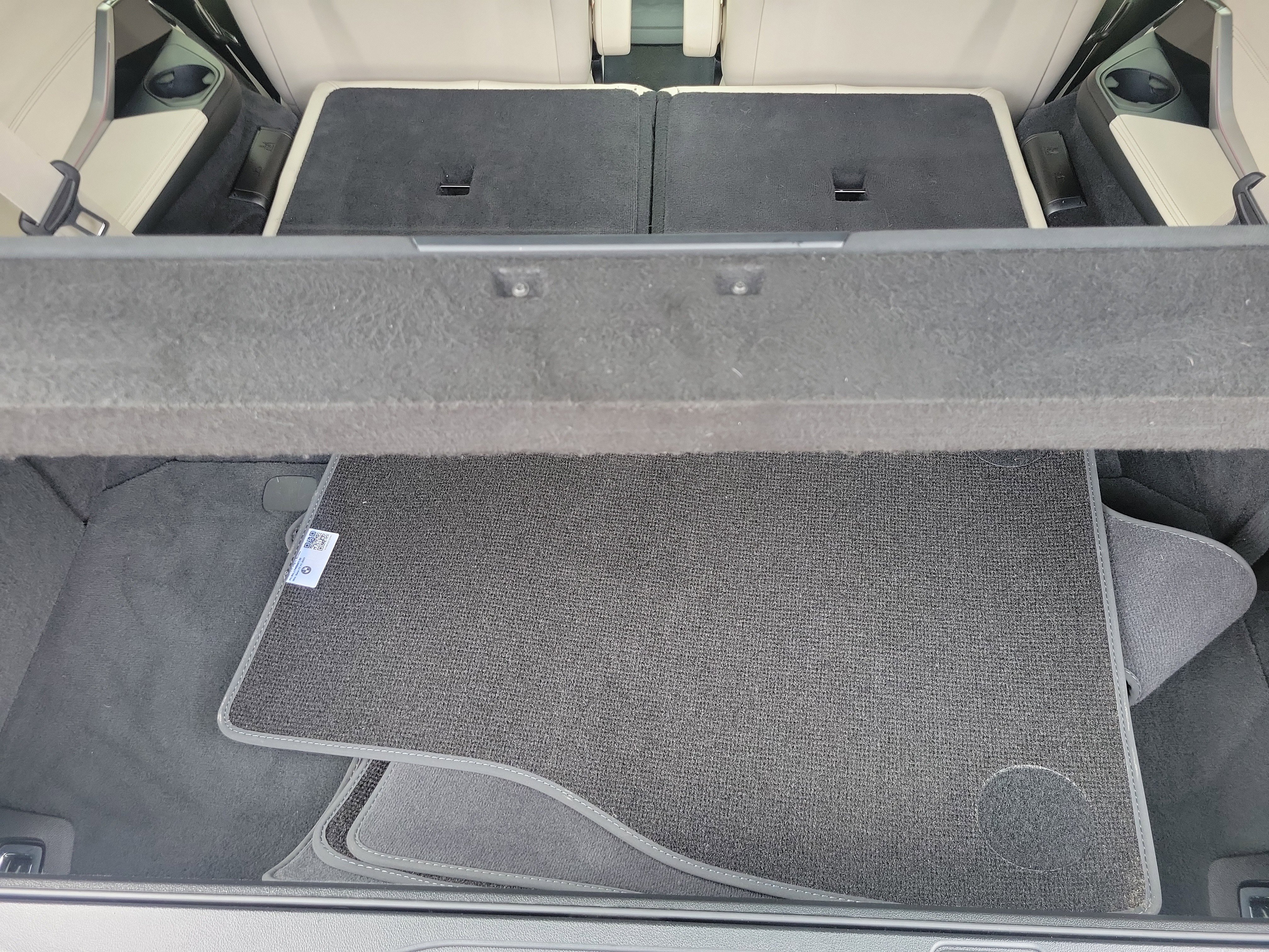 Certified 2023 BMW X7 M60i w/ Executive Package image 7