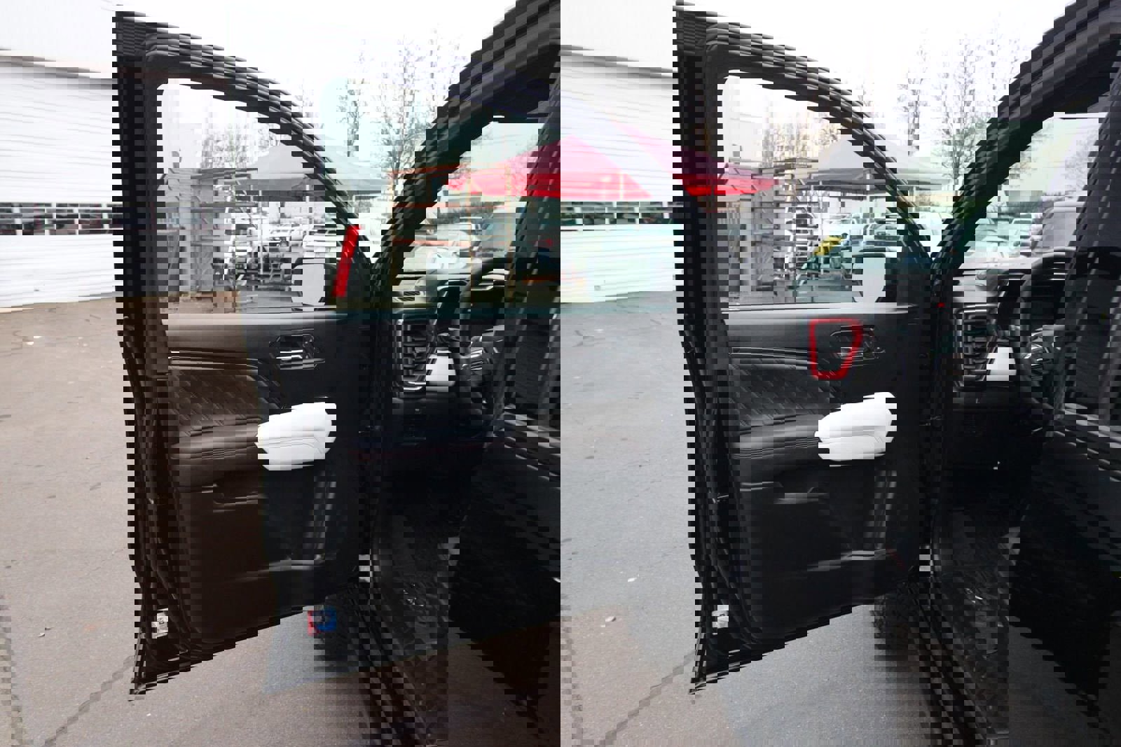 Used 2024 GMC Canyon AT4X AWD/4WD image 9