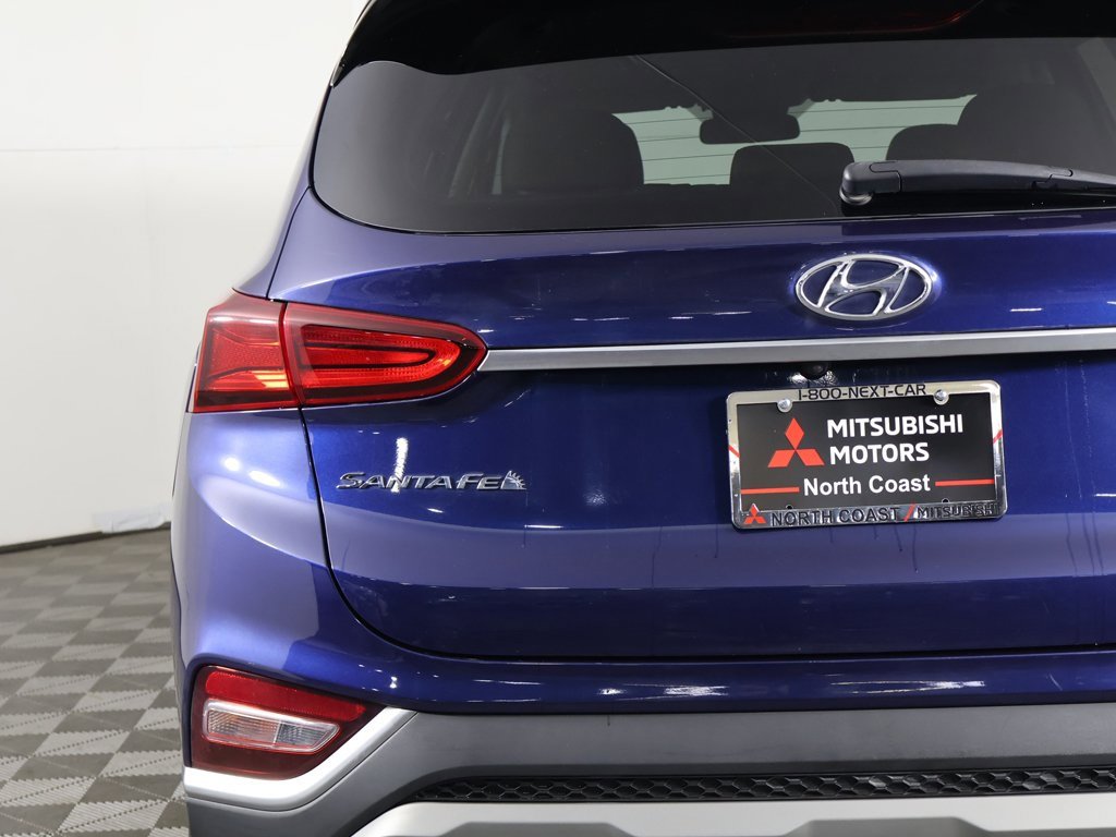 Used 2020 Hyundai Santa Fe SE image 12