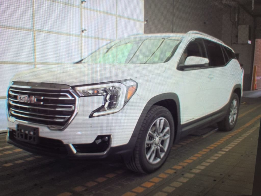Used 2023 GMC Terrain SLT w/ Tech Package video 2