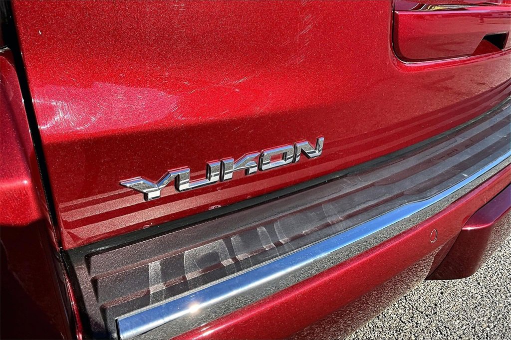 Used 2017 GMC Yukon Denali w/ Open Road Package image 24