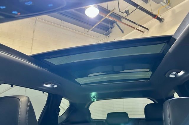 Used 2023 Hyundai Santa Fe Limited image 24