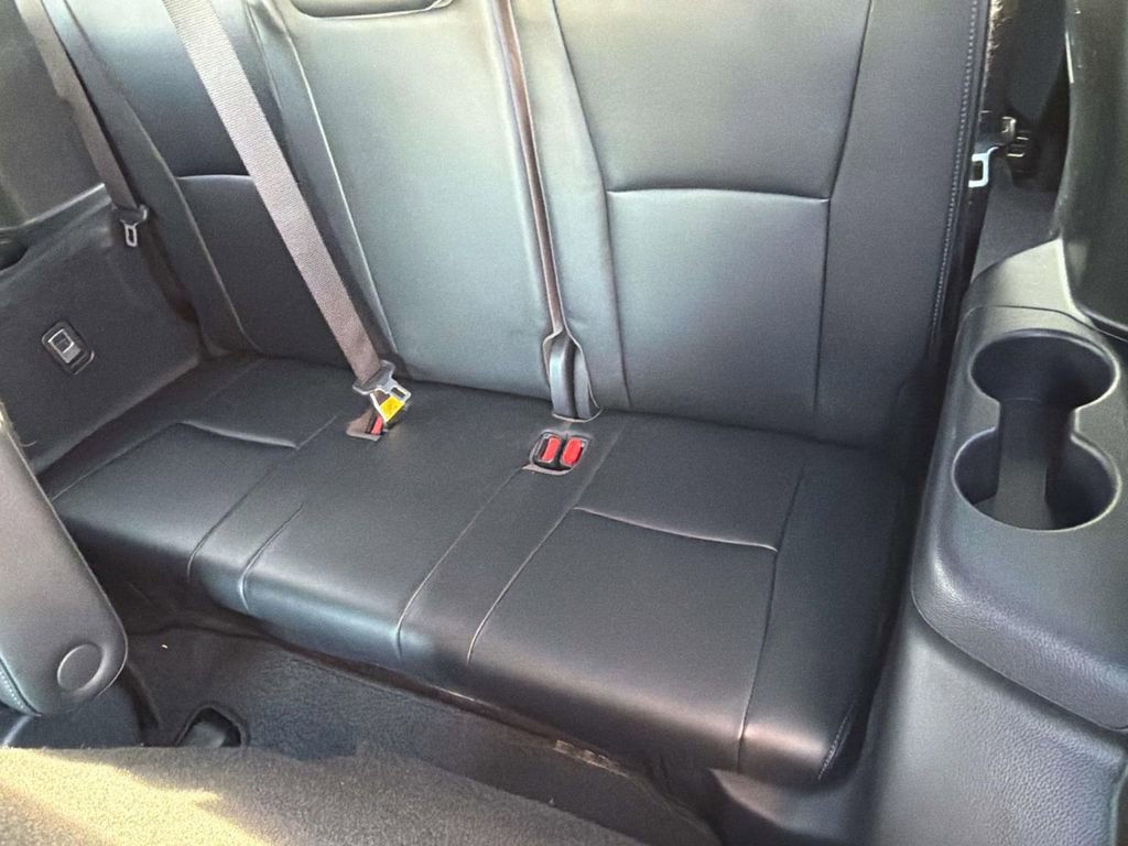 Used 2023 Toyota Highlander XSE image 31