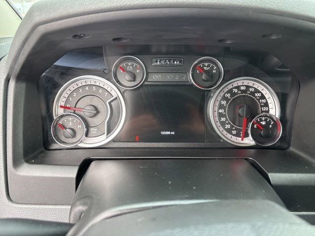 Used 2017 RAM 1500 Classic SLT w/ SLT Plus D←cor Group image 15