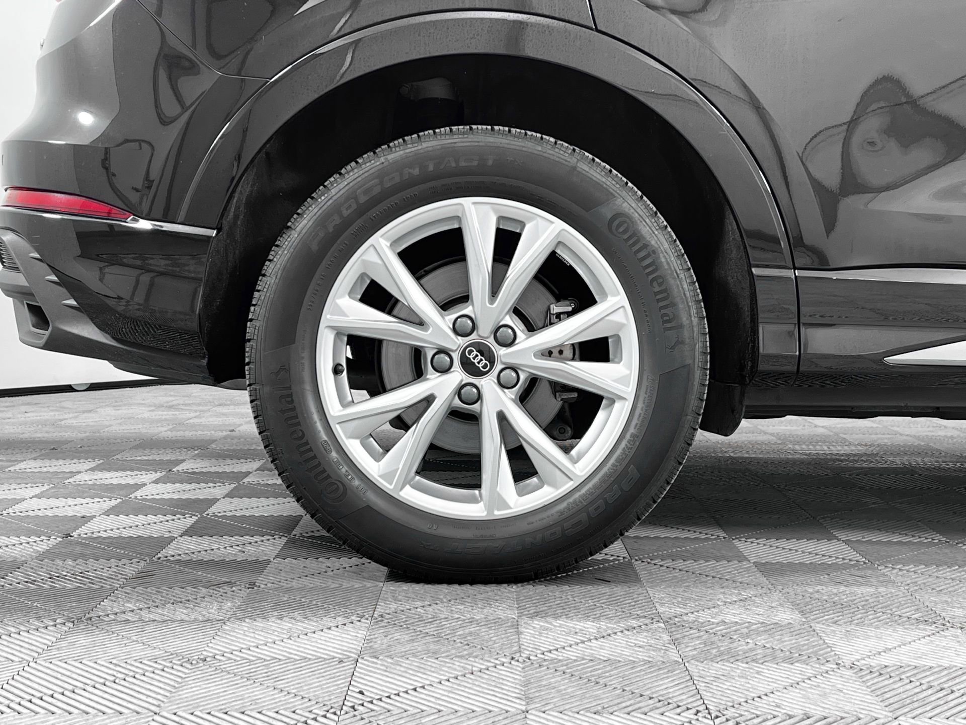 Certified 2023 Audi Q3 2.0T Premium Plus w/ Premium Plus Package image 10