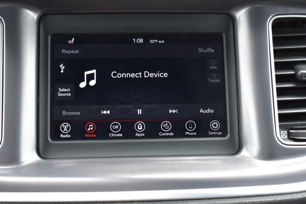 Used 2020 Dodge Charger SXT w/ Driver Convenience Group image 33