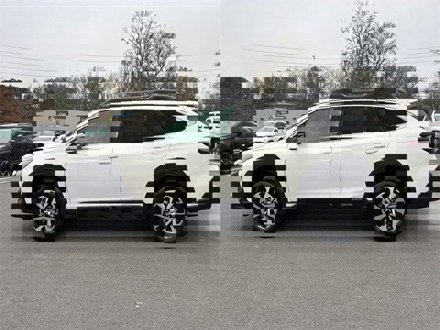 Certified 2025 Subaru Outback Premium image 6