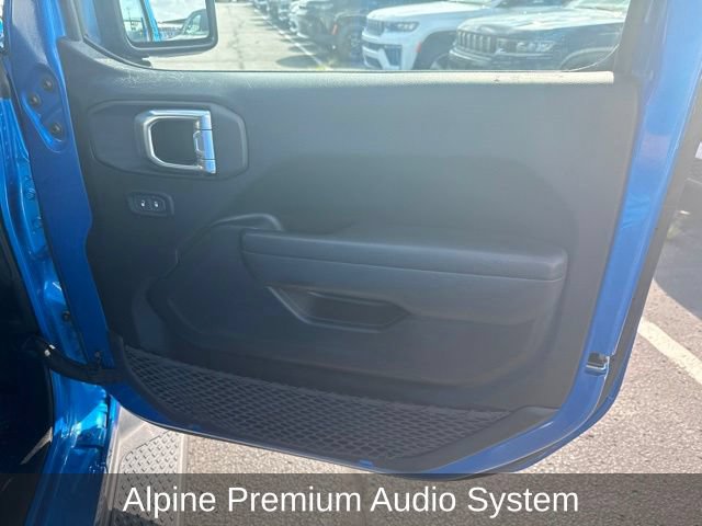 Used 2023 Jeep Gladiator Sport AWD/4WD image 24