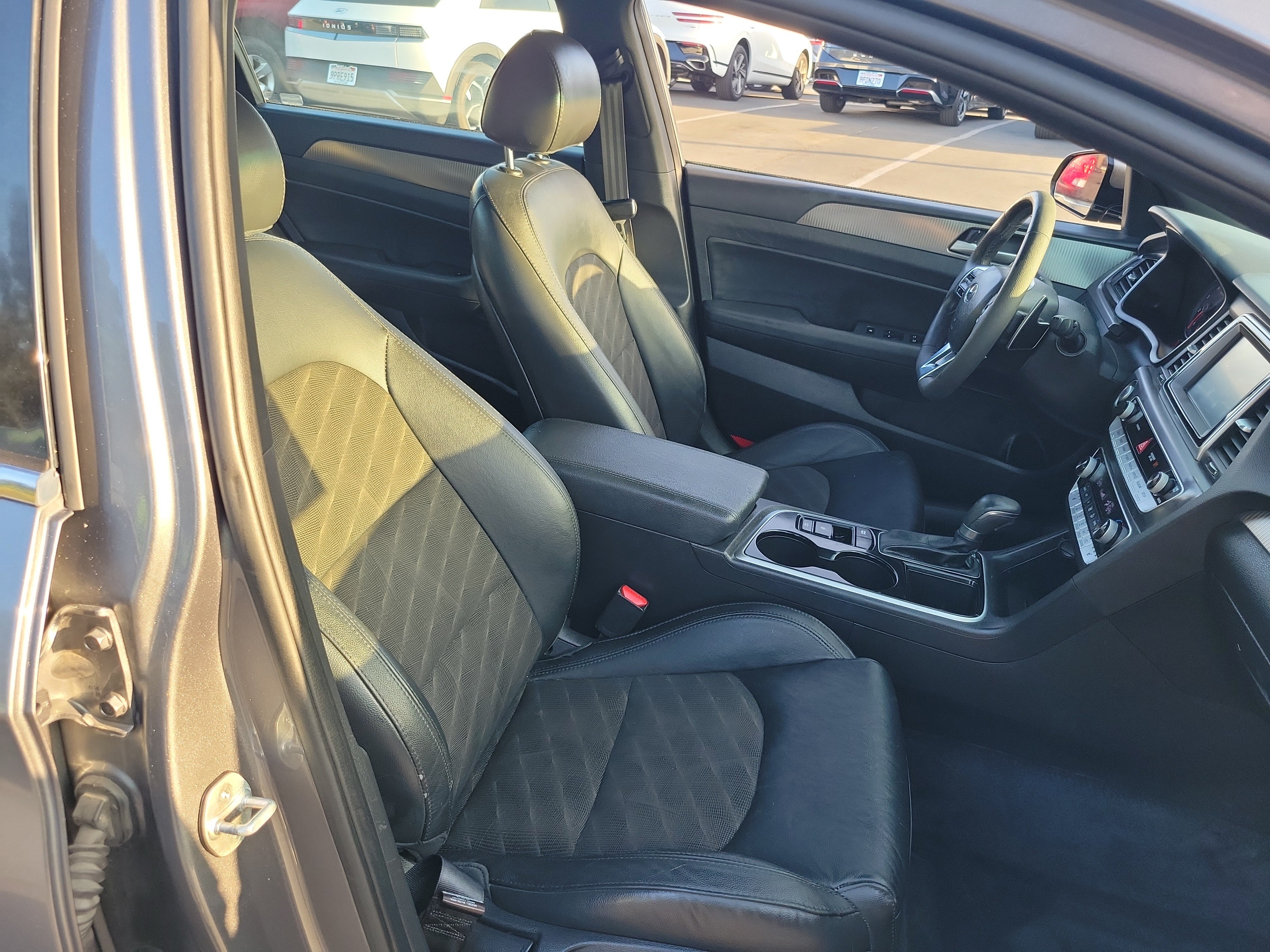 Used 2018 Hyundai Sonata Sport w/ Tech Package 05 FWD image 21
