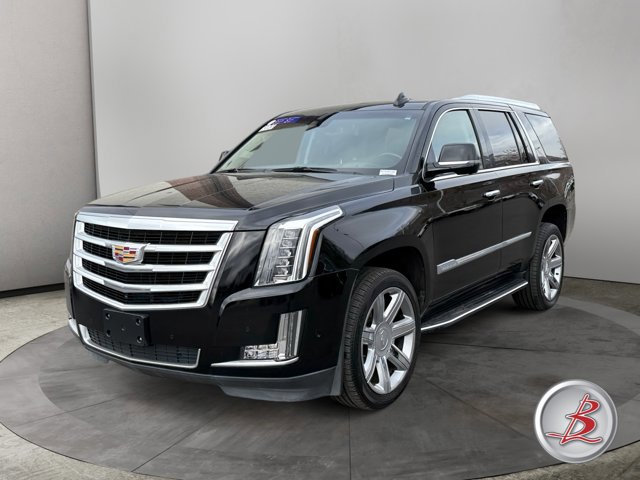 Used 2020 Cadillac Escalade Luxury image 3