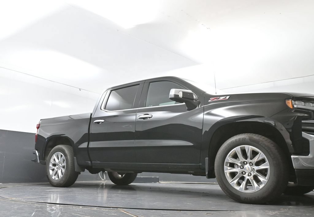 Used 2021 Chevrolet Silverado 1500 LTZ w/ LTZ Premium Package AWD/4WD image 24
