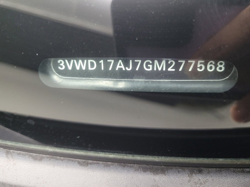 Used 2016 Volkswagen Jetta Sport w/ Lighting Package FWD image 33