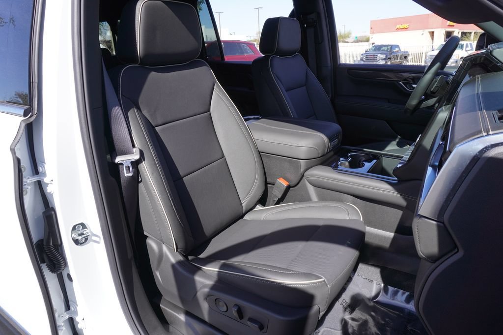 New 2026 GMC Yukon XL Elevation AWD/4WD image 14