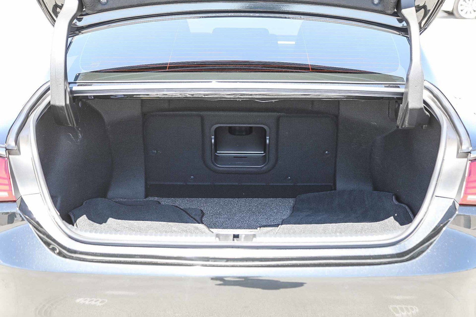 Used 2024 Lexus ES 300h F Sport w/ Accessory Package (Z2) FWD image 24