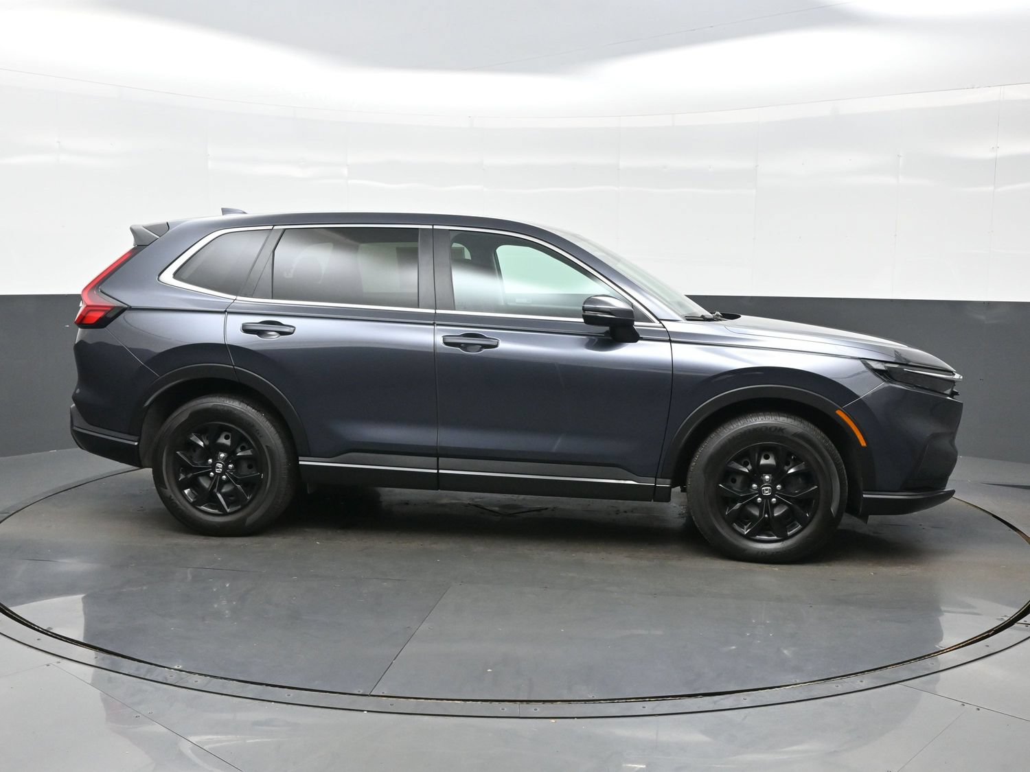 Used 2026 Honda CR-V LX image 7