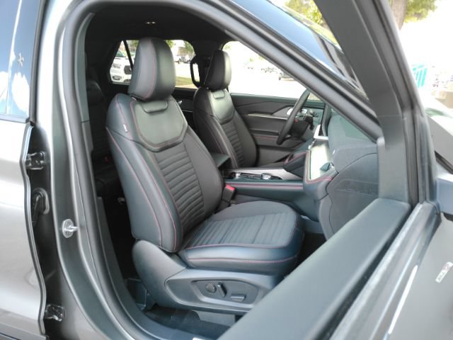 Used 2026 Ford Explorer ST-Line w/ ST-Line Street Pack AWD/4WD image 21