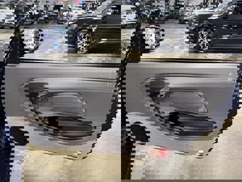 Used 2001 Porsche Boxster image 12