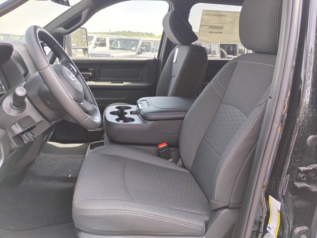 New 2026 RAM 3500 Tradesman AWD/4WD image 24