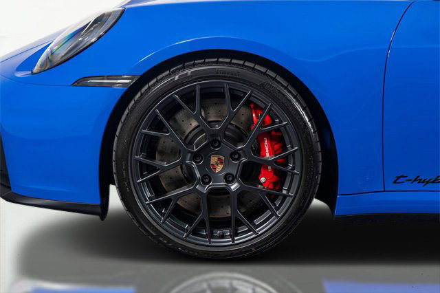 Used 2025 Porsche 911 Carrera GTS image 20