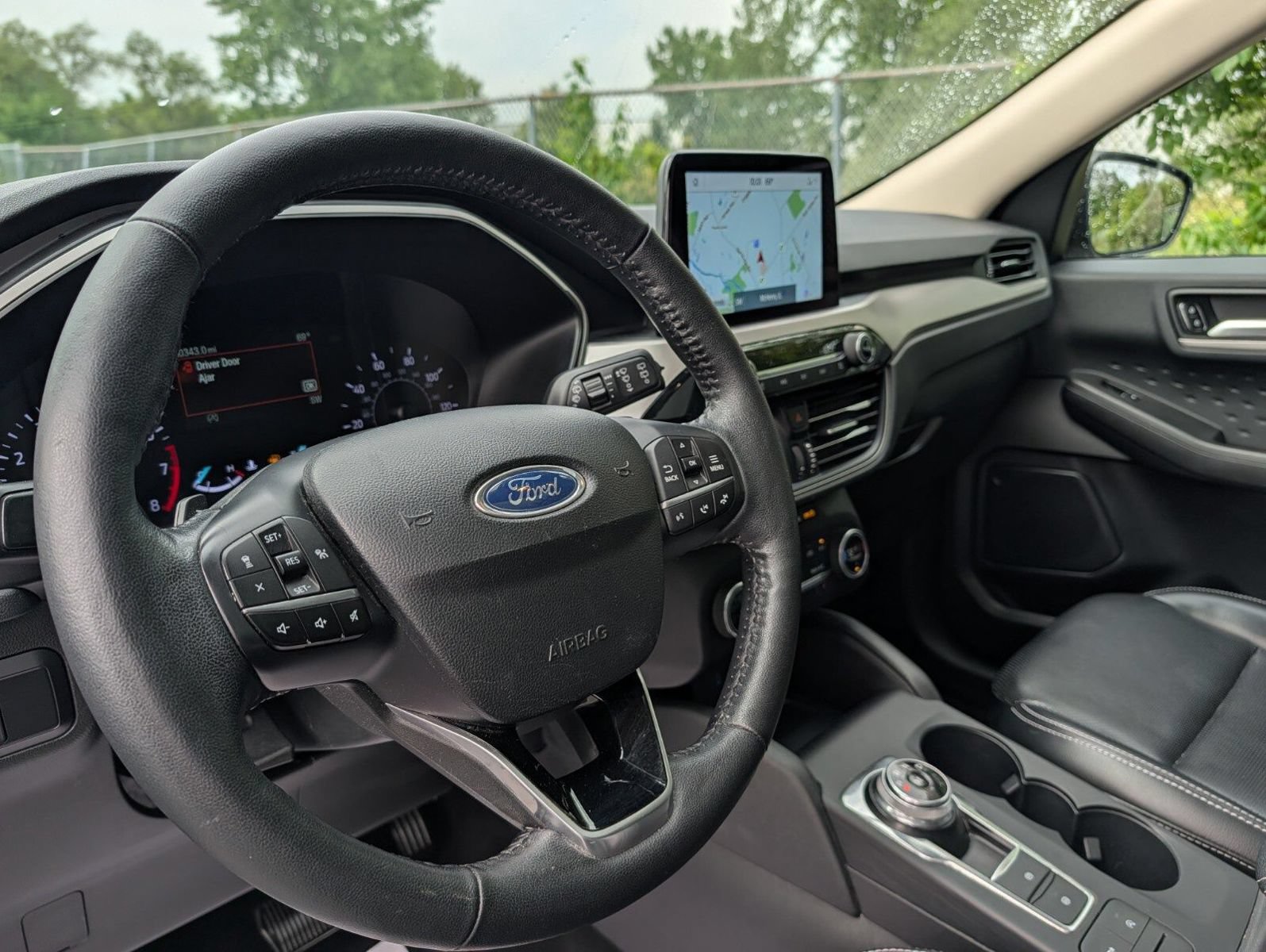Used 2020 Ford Escape SEL AWD/4WD image 30