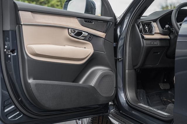 New 2026 Volvo XC90 T8 Ultra image 38