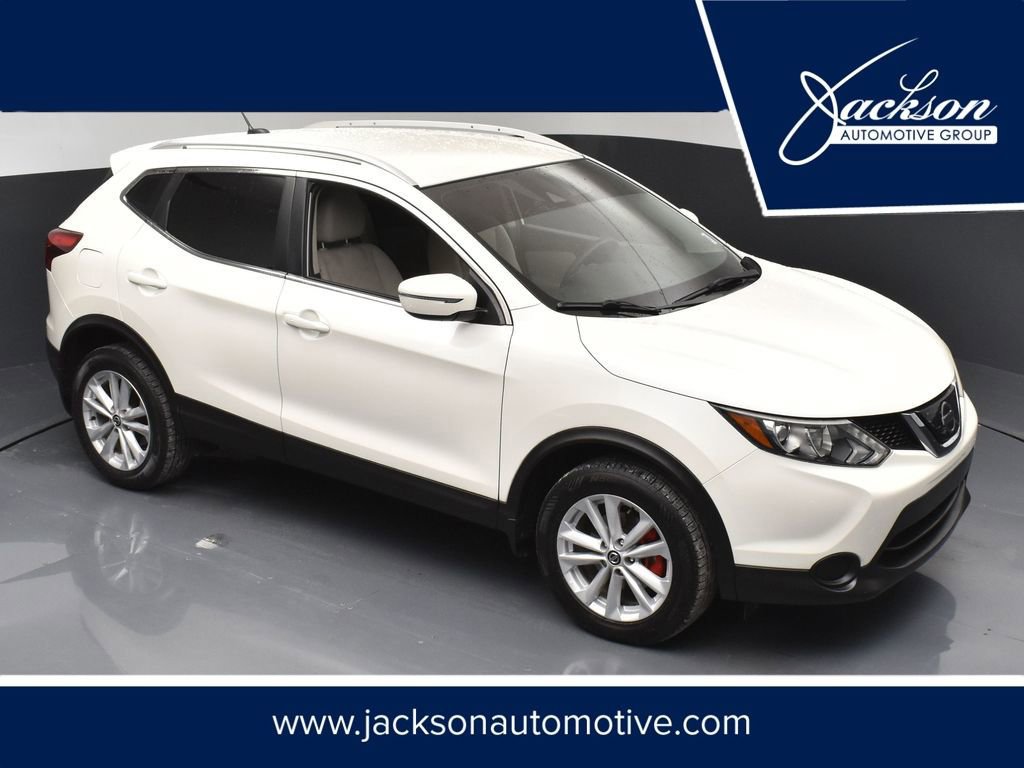 Used 2019 Nissan Rogue Sport SV FWD image 1