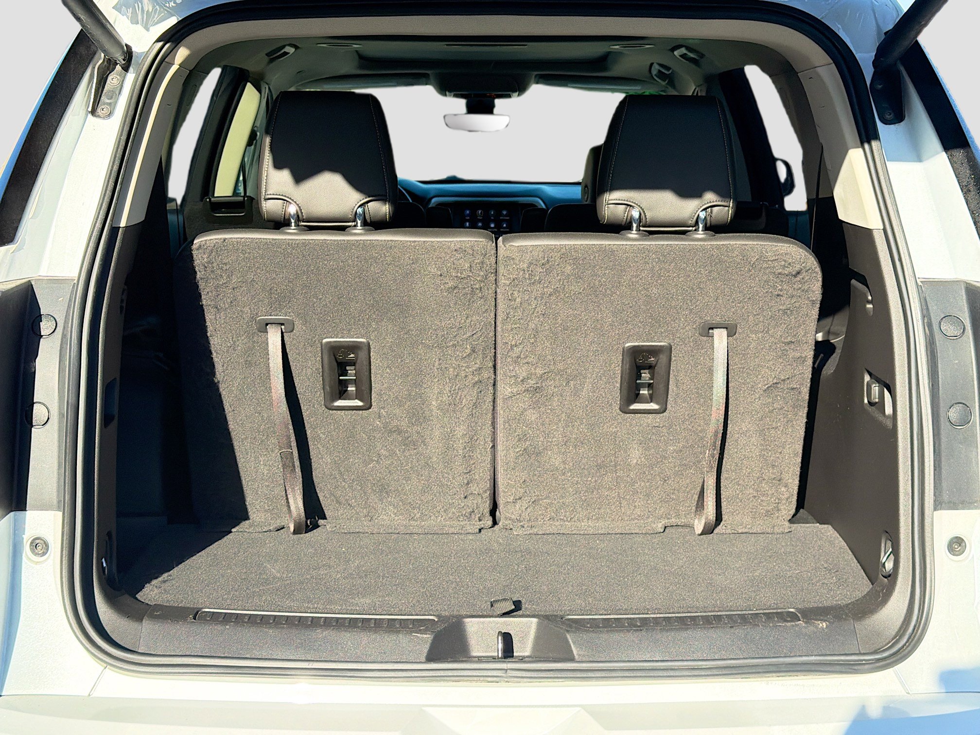 Used 2020 GMC Acadia Denali w/ Technology Package image 12