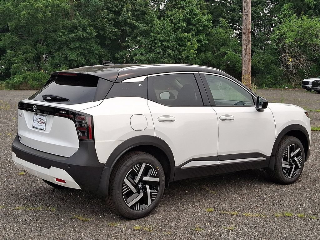 New 2026 Nissan Kicks SV w/ SV Premium Package FWD image 5