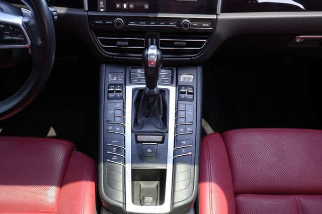Used 2019 Porsche Macan AWD/4WD image 22