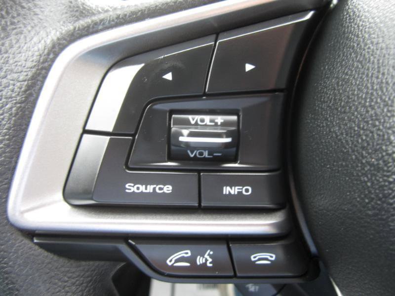 Used 2018 Subaru Impreza 2.0i Premium w/ Eyesight & BSD & Rcta AWD/4WD image 22