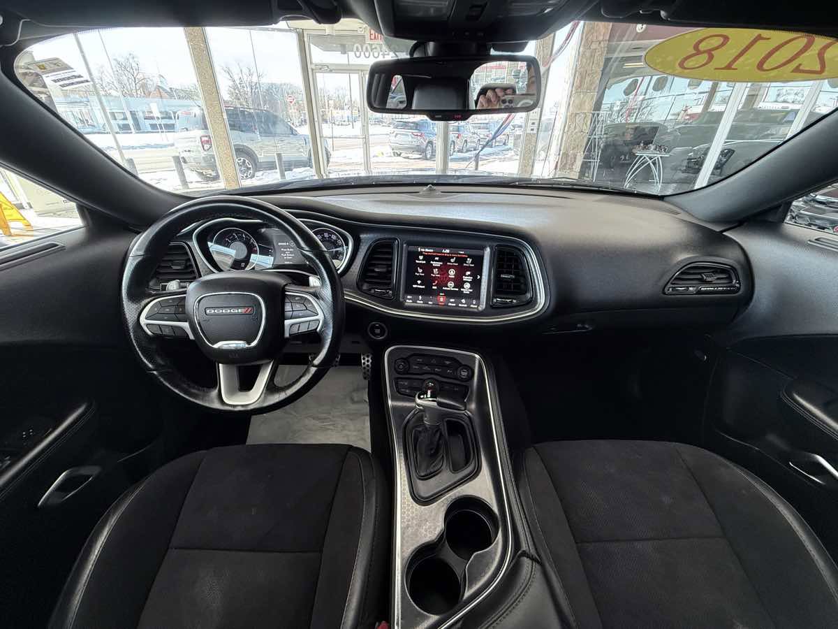 Used 2018 Dodge Challenger GT w/ GT Interior Package image 28