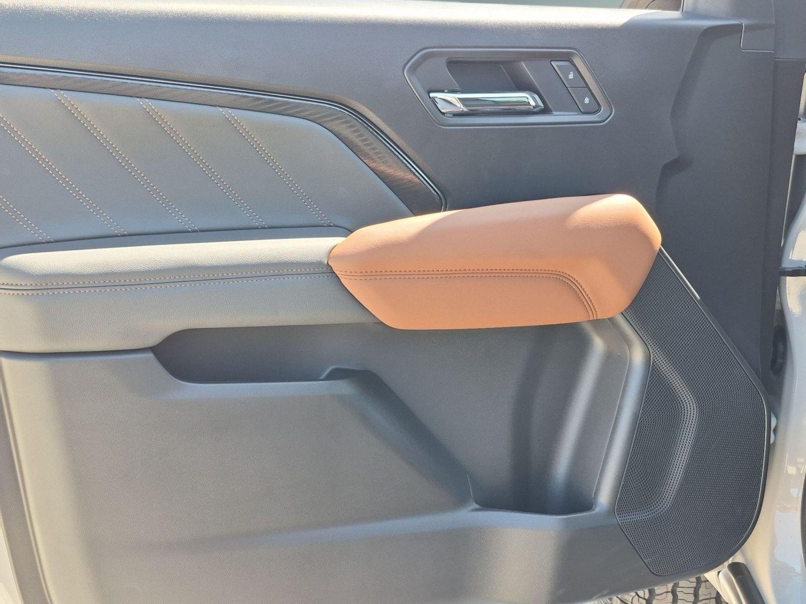 New 2026 GMC Canyon AT4 AWD/4WD image 21