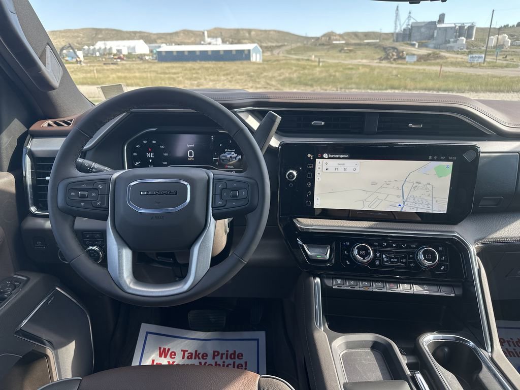 New 2025 GMC Sierra 3500 Denali w/ Technology Package image 15