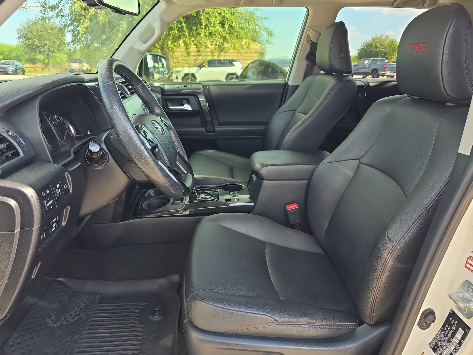 Used 2020 Toyota 4Runner Venture w/ Moonroof Package AWD/4WD image 12